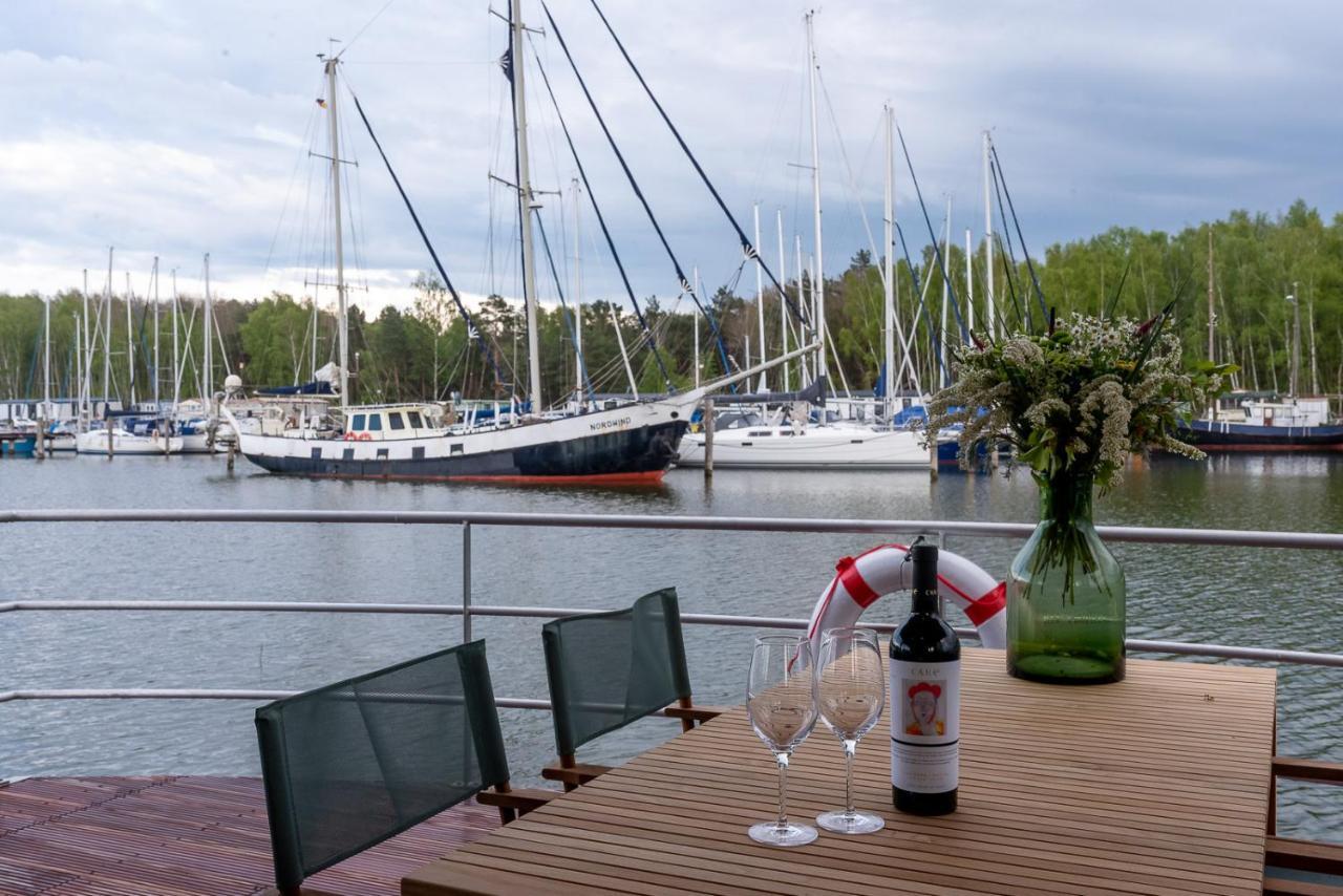 Hausboote Mitten Im Naturschutzgebiet Auf Usedom Villa Peenemunde Bagian luar foto